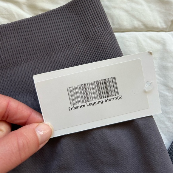 First Health Enhance Leggings || - Picture 3 of 3